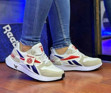 Tenis Ref. 123 Reebok Fly Unisex