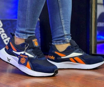 Tenis Ref. 123 Reebok Fly Unisex