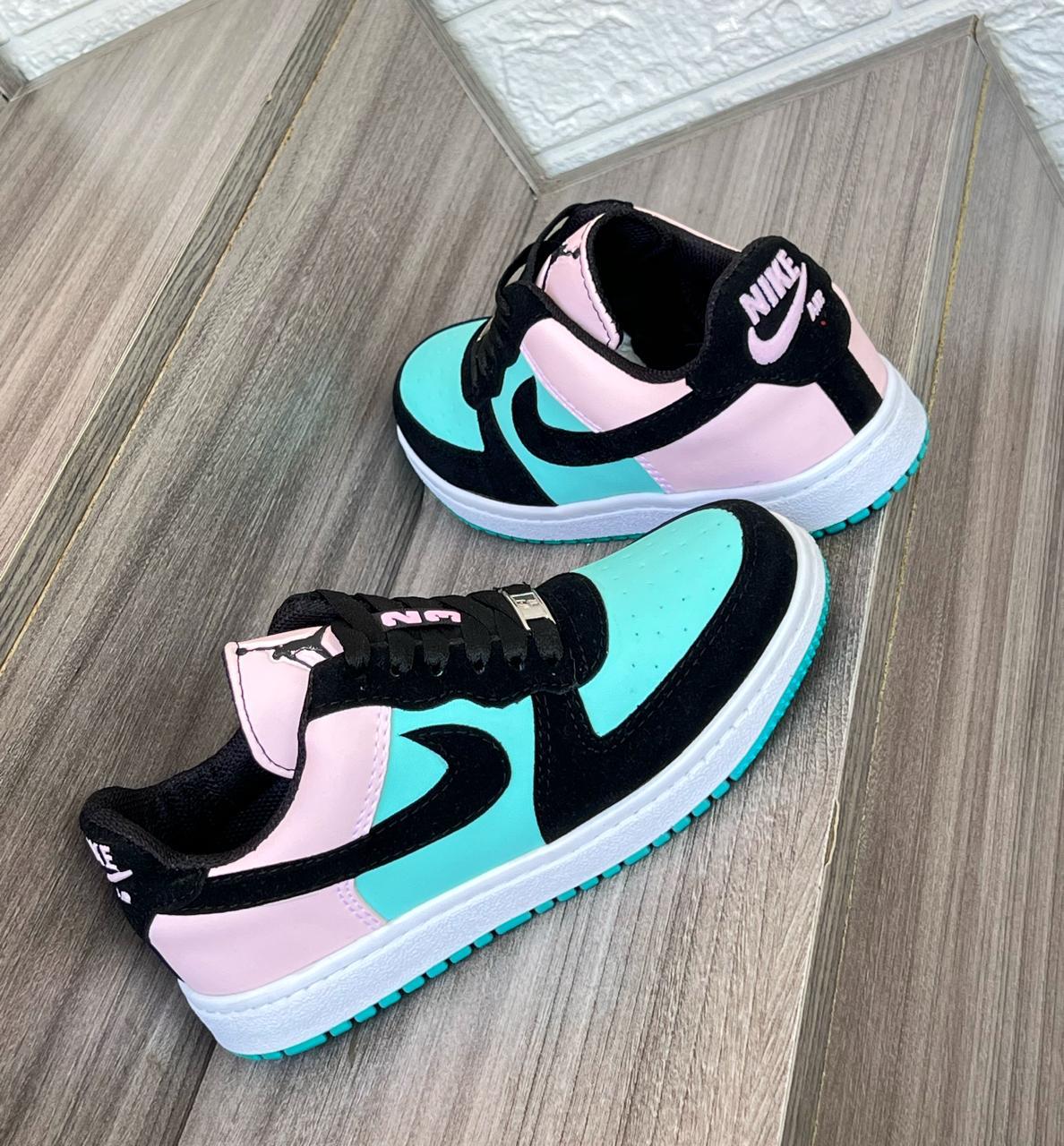💥 En Tendencia - Calzado Nike Force One Dama 🌺