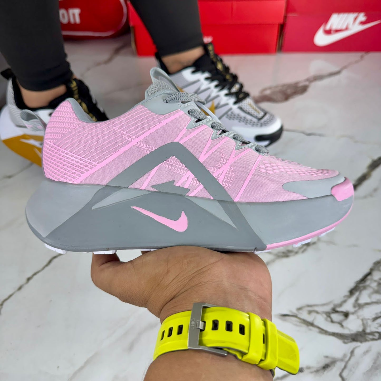 En tendencia!!! 😱- Tenis Deportivos Nike Trail Atc Dama
