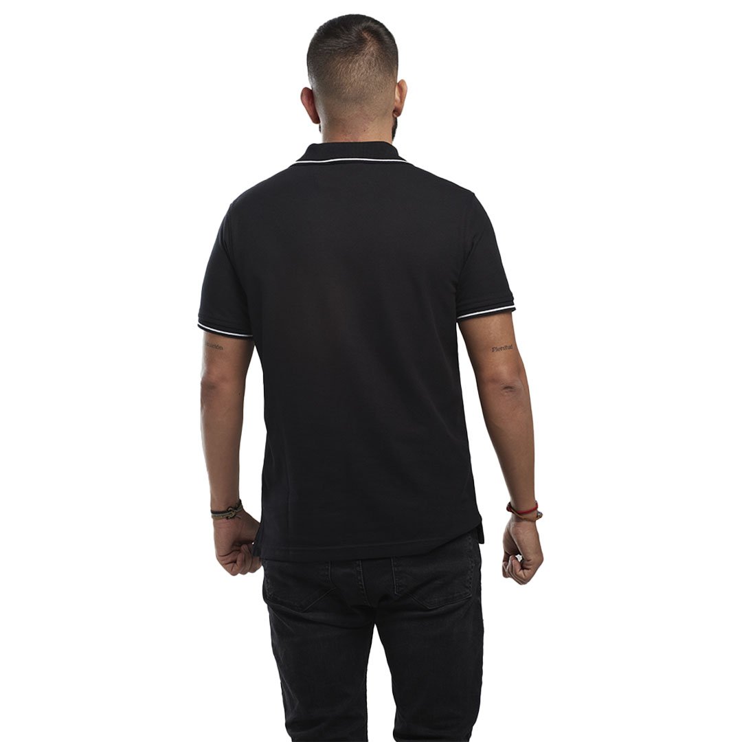 CAMISETA POLO NEGRA